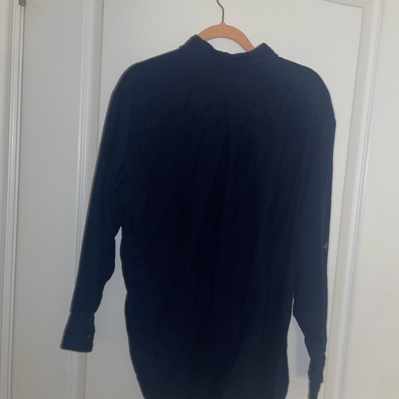 Gap blue flannel button up - Picture 4 of 4